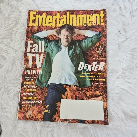 Entertainment Weekly Bundle - Picture 5 of 6